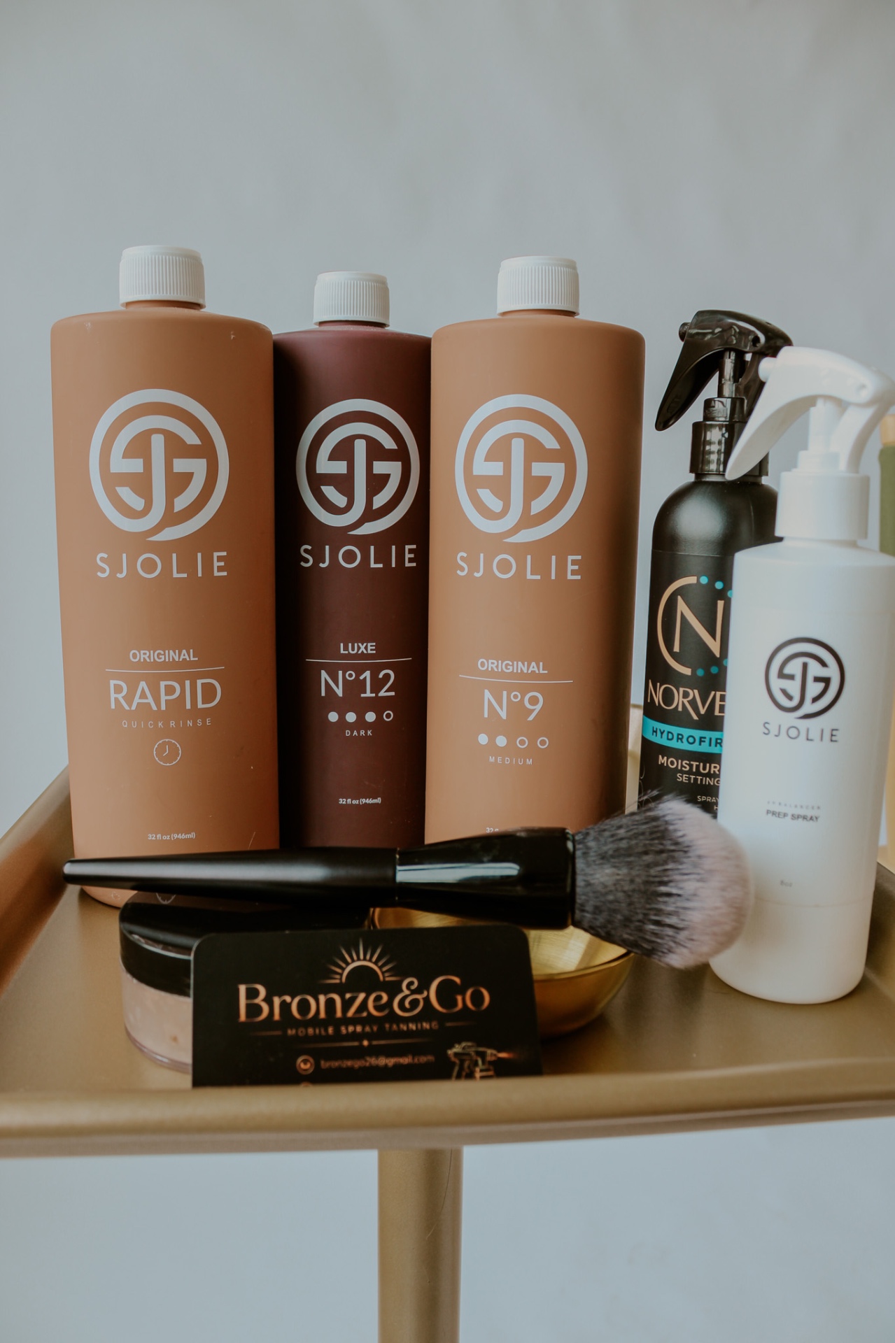 Bronze & Go professional product tray